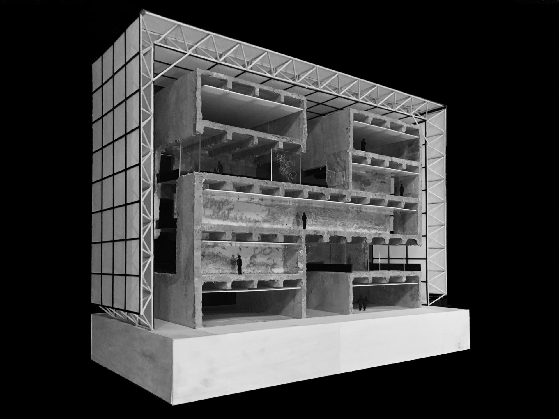Boston Museum of Conflict and Violence — modell 1